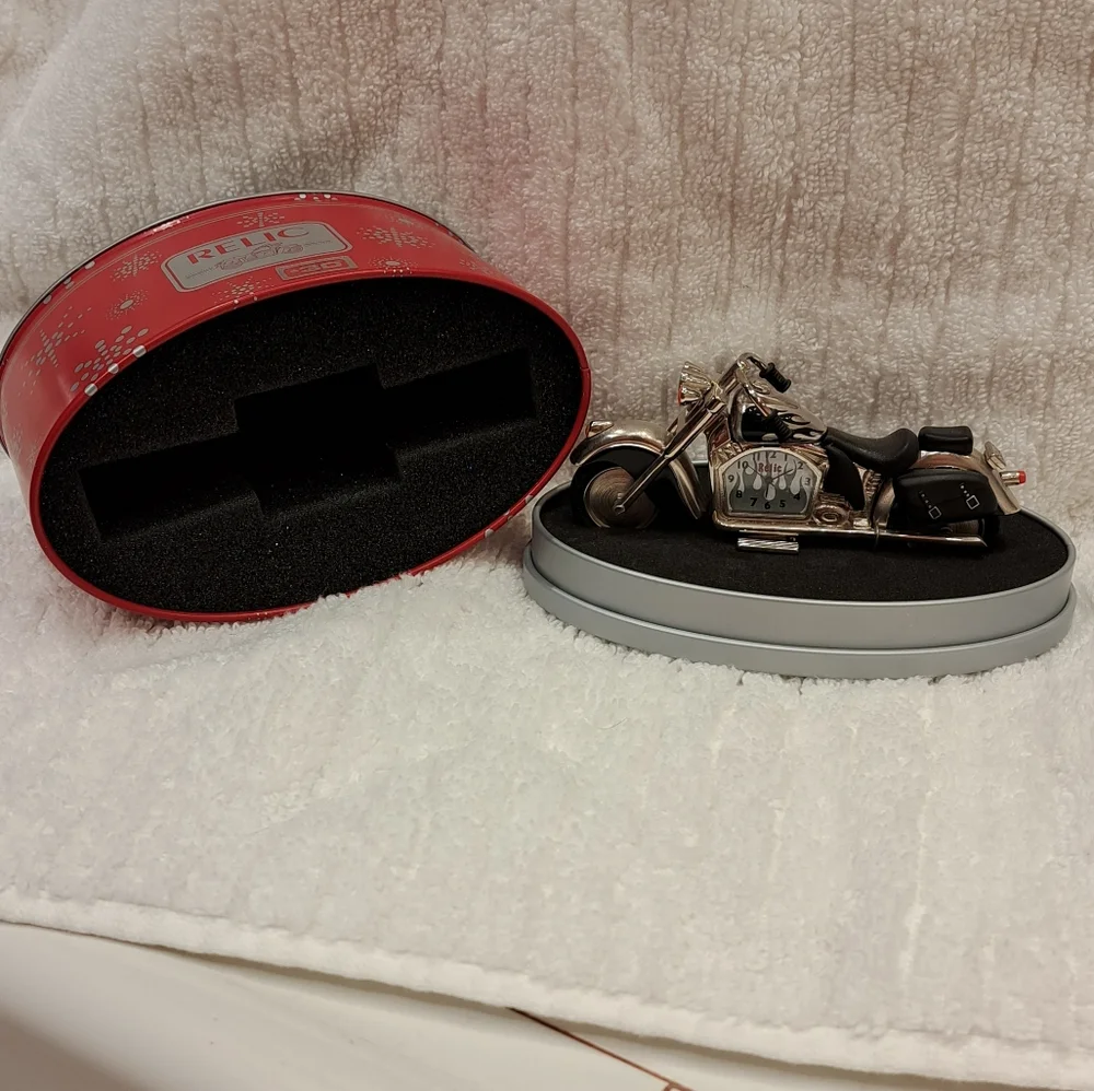 Motorcycle Clock - Picture 9 of 12